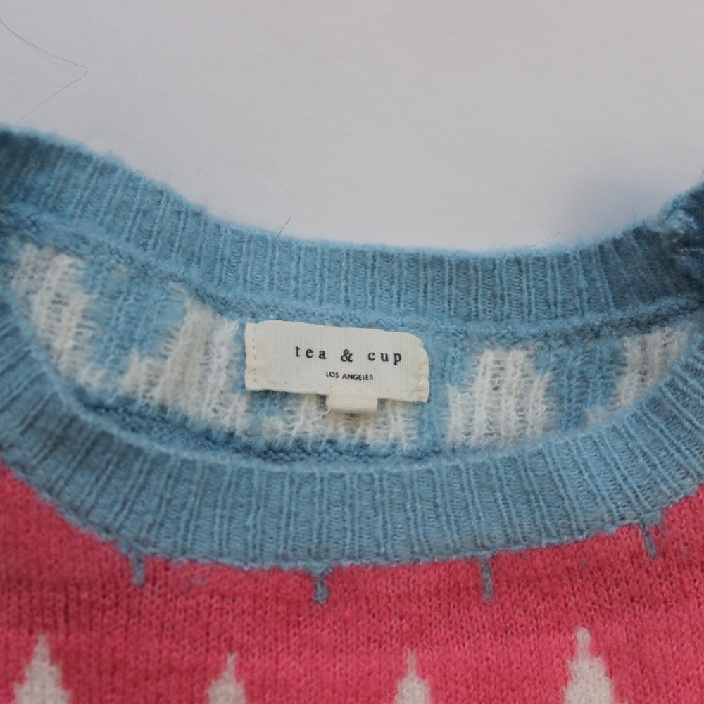 Funky Patterned Sweater - Picture 5 of 6